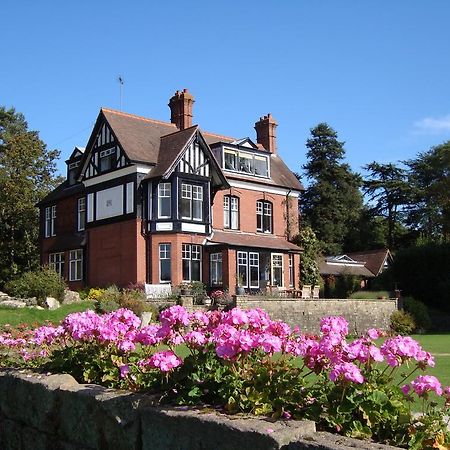 Woodlands Bed & Breakfast Barnt Green Екстериор снимка