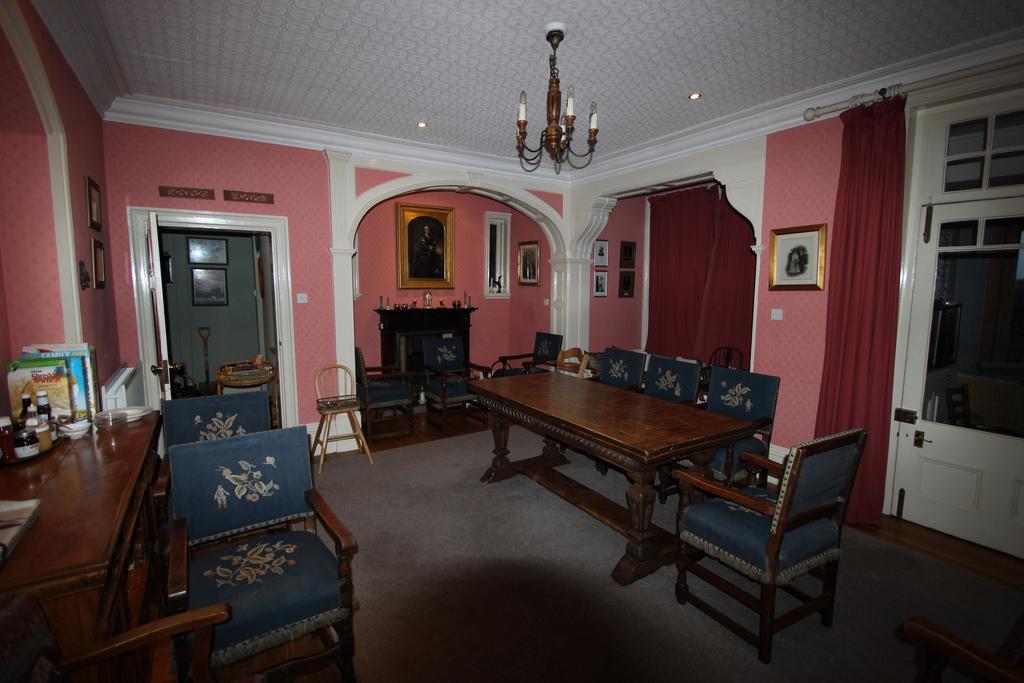 Woodlands Bed & Breakfast Barnt Green Екстериор снимка